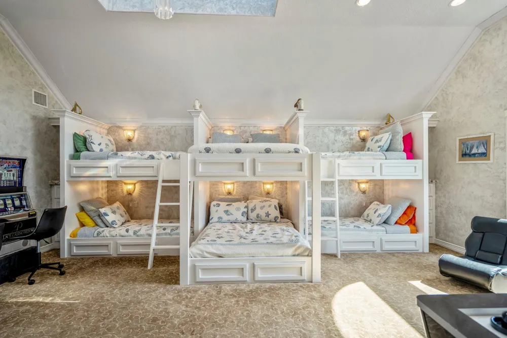 16544 John Silver Road Jamaica Beach, TX 77554