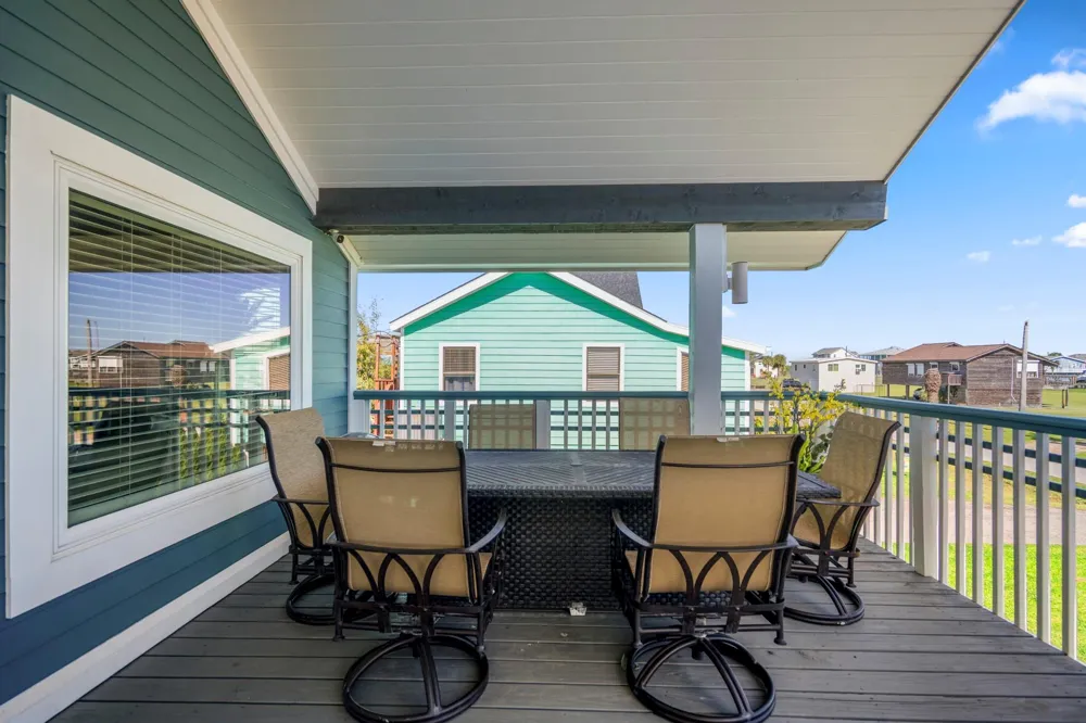 16544 John Silver Road Jamaica Beach, TX 77554