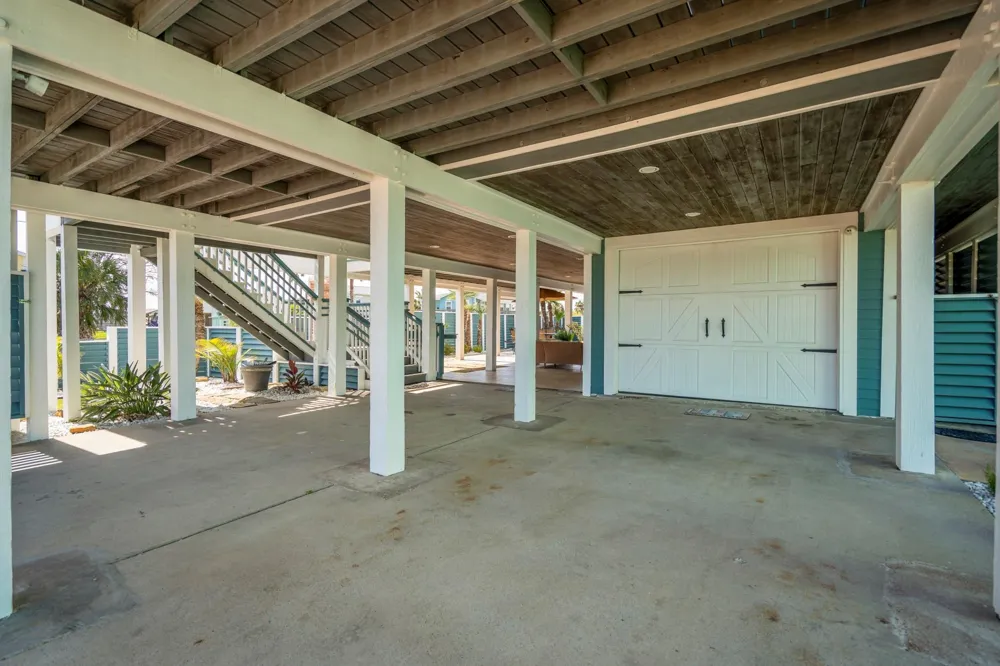 16544 John Silver Road Jamaica Beach, TX 77554