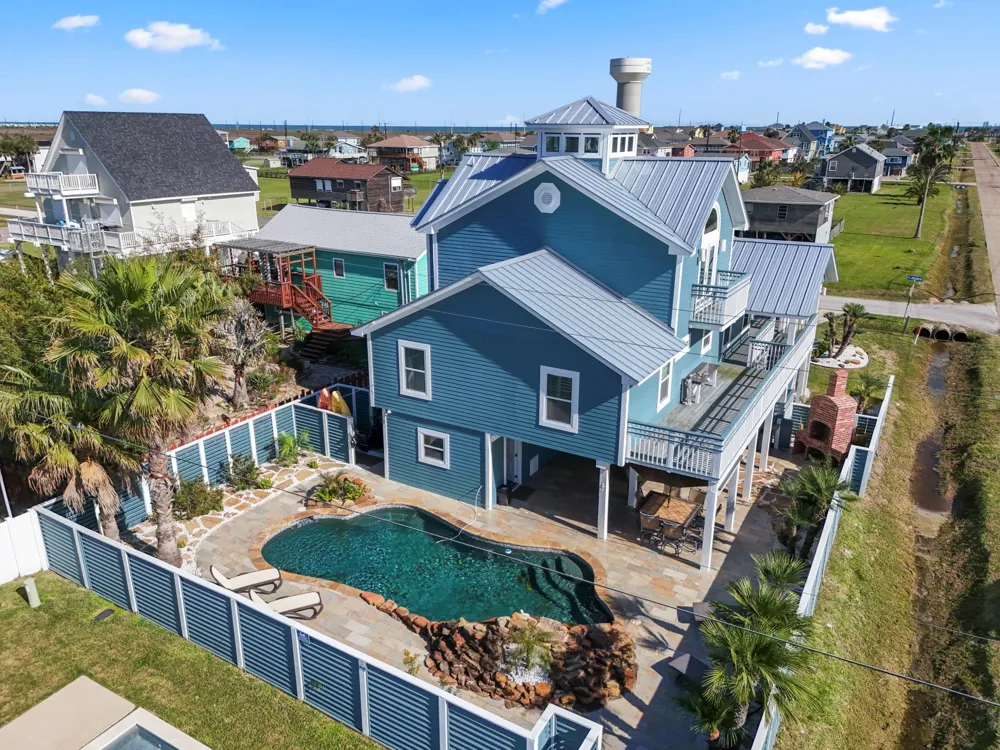 16544 John Silver Road Jamaica Beach, TX 77554
