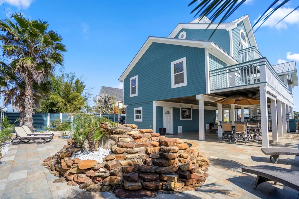 16544 John Silver Road Jamaica Beach, TX 77554