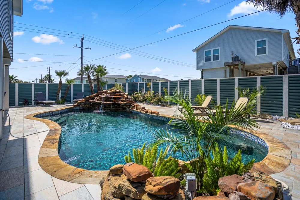 16544 John Silver Road Jamaica Beach, TX 77554