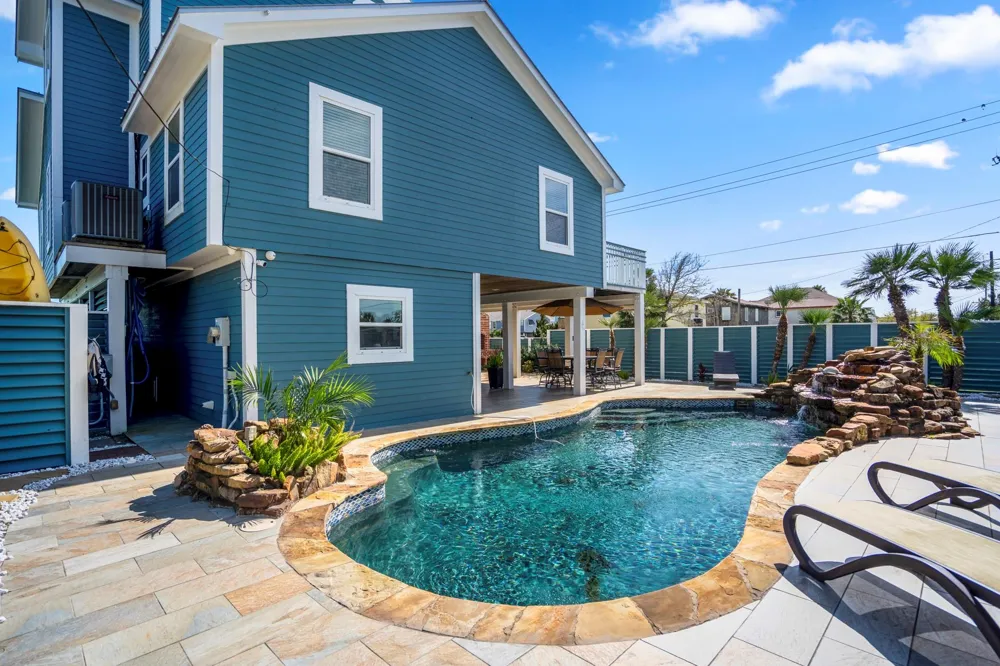 16544 John Silver Road Jamaica Beach, TX 77554