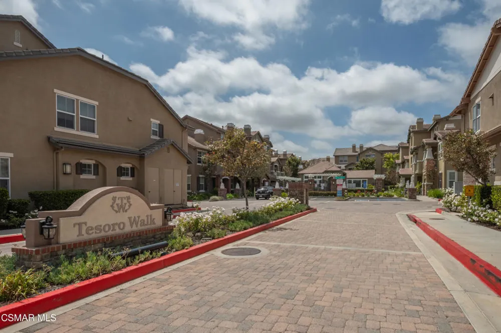 4572 Via Presidio Camarillo, CA 93012