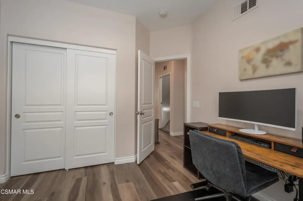 4572 Via Presidio Camarillo, CA 93012