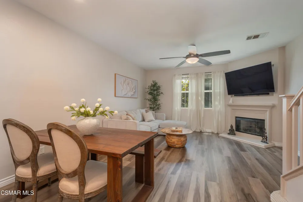 4572 Via Presidio Camarillo, CA 93012