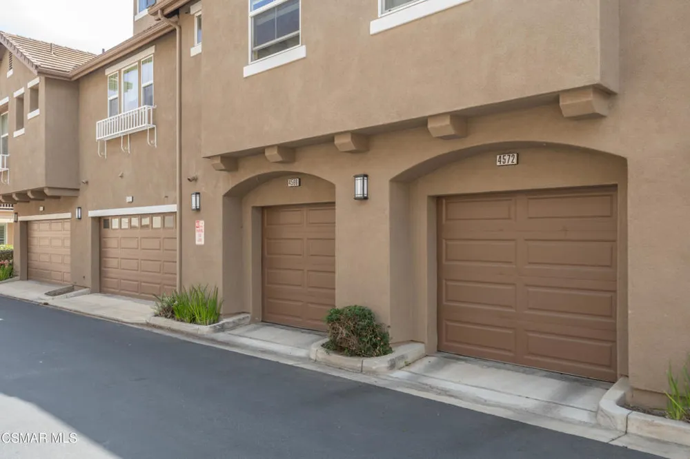 4572 Via Presidio Camarillo, CA 93012