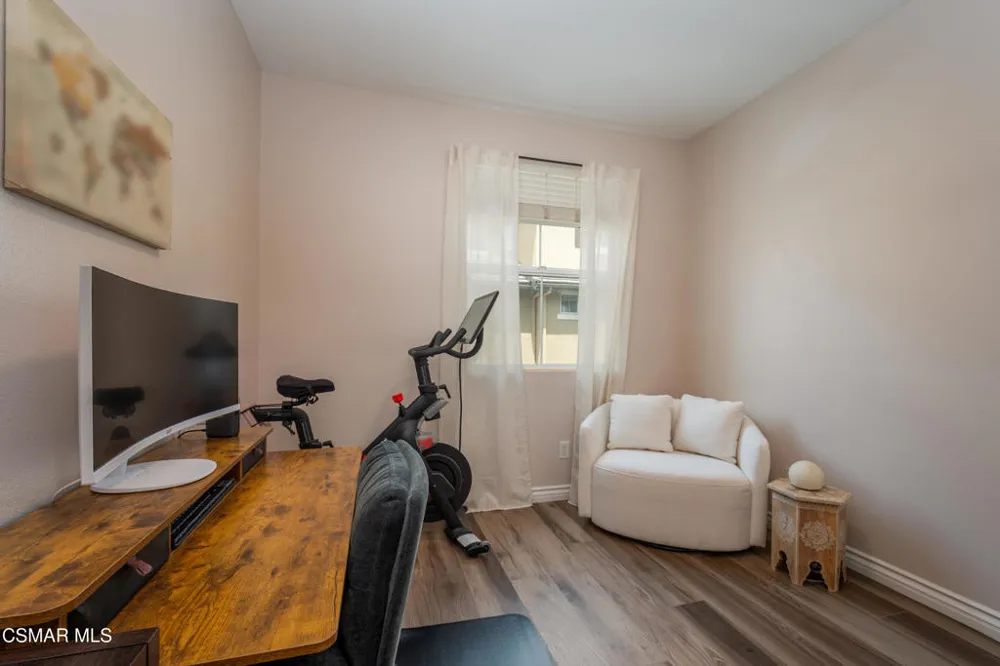 4572 Via Presidio Camarillo, CA 93012