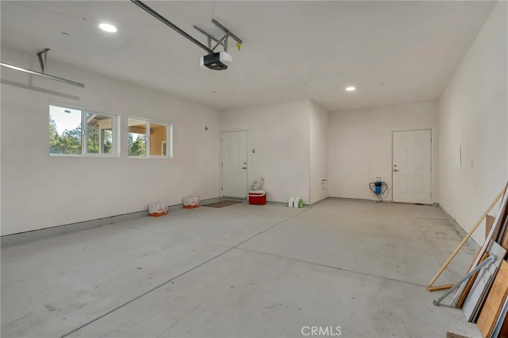 14091 Skyway Magalia, CA 95954