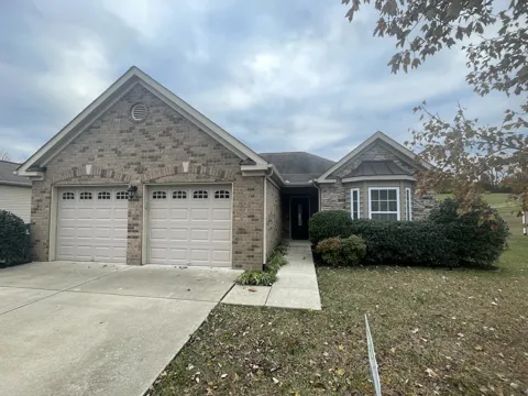 124 Granda Flora Dr