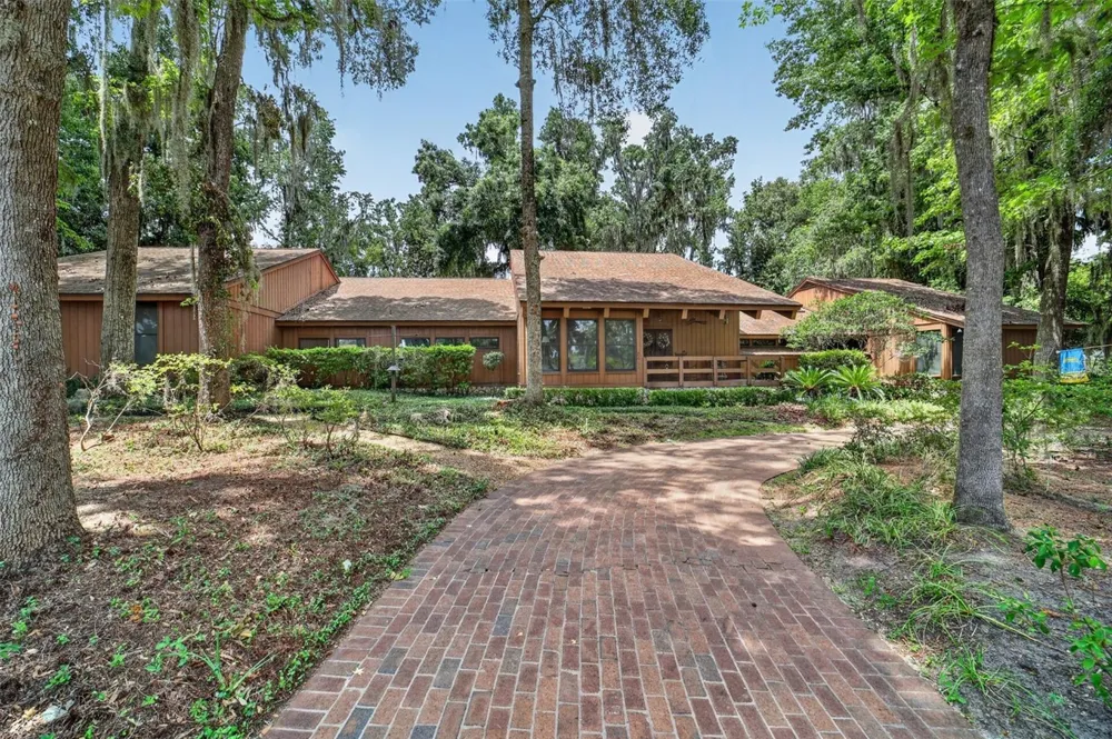 2411 SE 15TH STREET ocala, FL 34471