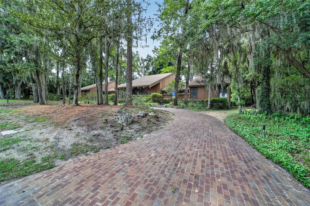 2411 SE 15TH STREET ocala, FL 34471