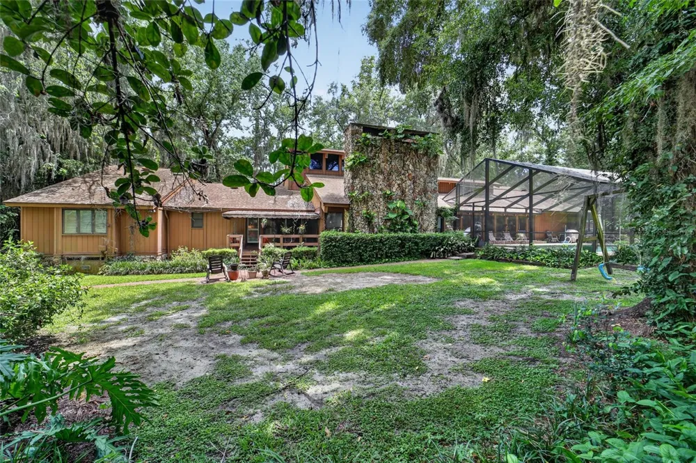 2411 SE 15TH STREET ocala, FL 34471