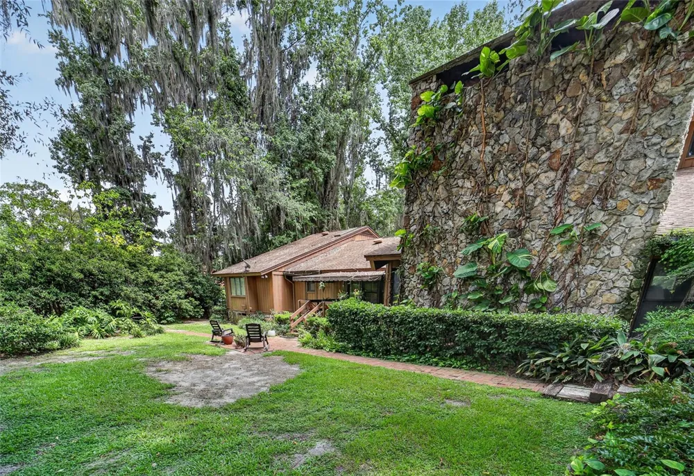2411 SE 15TH STREET ocala, FL 34471