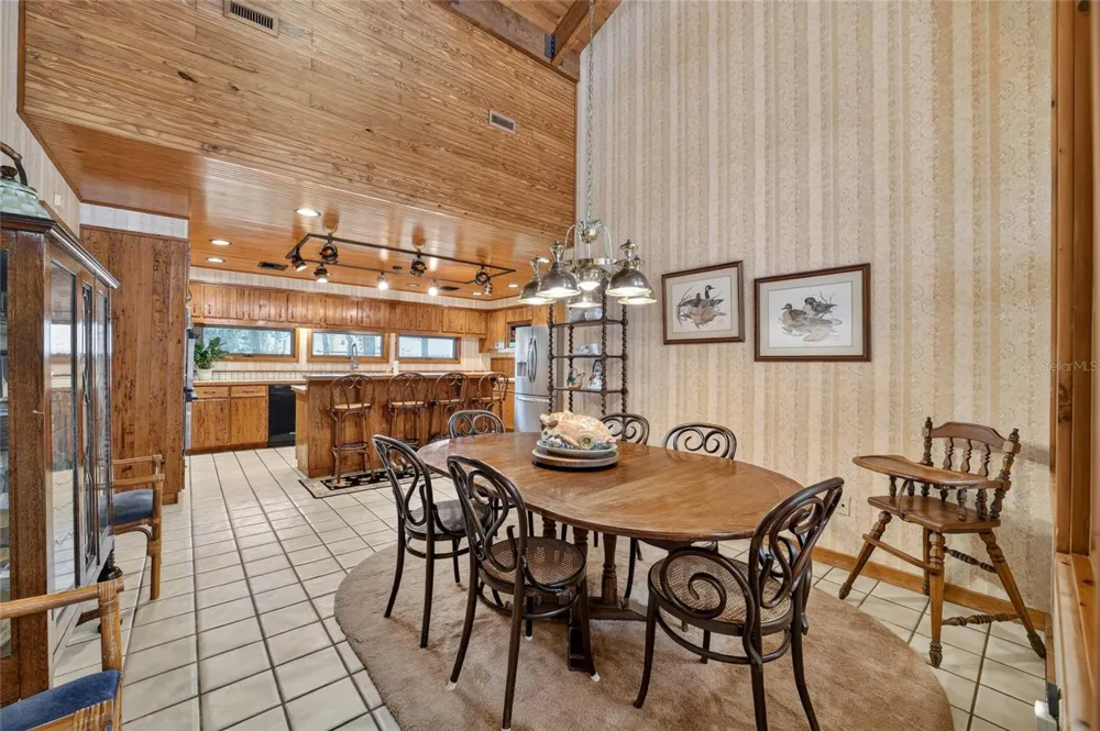 2411 SE 15TH STREET ocala, FL 34471