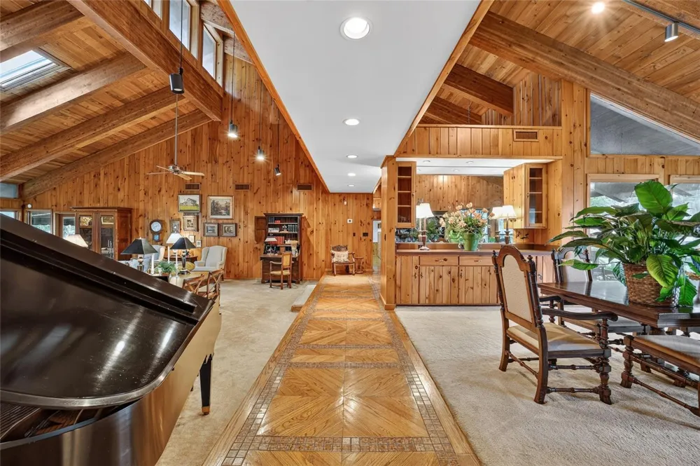 2411 SE 15TH STREET ocala, FL 34471