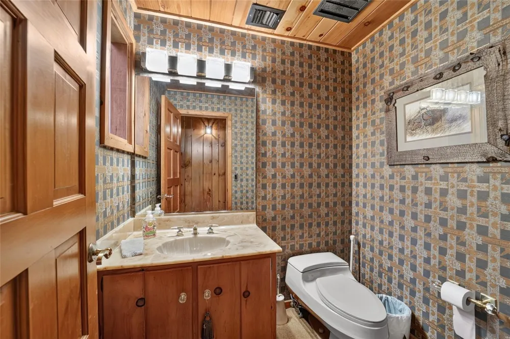 2411 SE 15TH STREET ocala, FL 34471