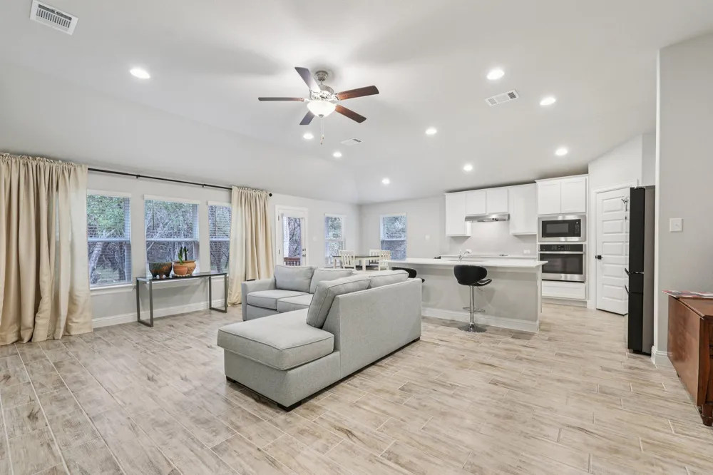 21709 Osage Lane Lago Vista, TX 78645