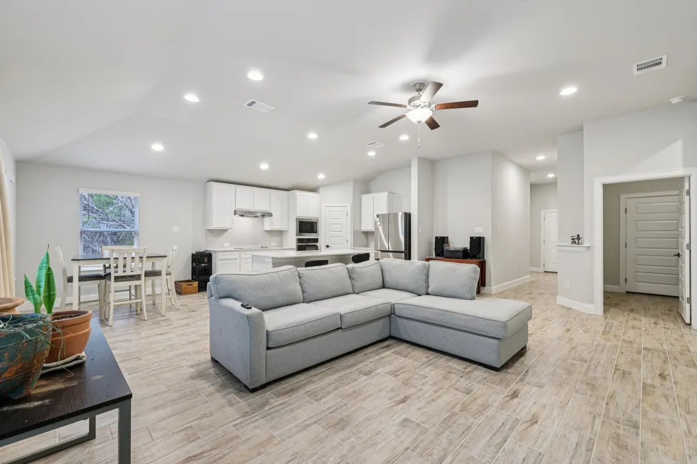 21709 Osage Lane Lago Vista, TX 78645