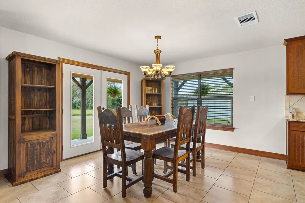 3941 County Road 219 Anderson, TX 77830