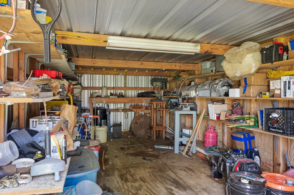 3941 County Road 219 Anderson, TX 77830
