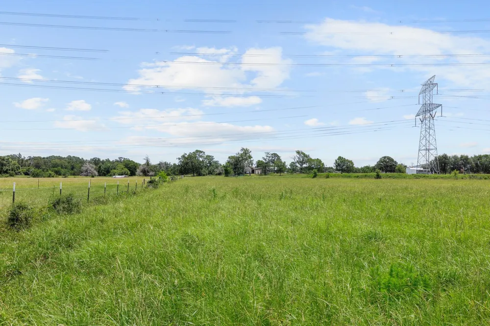 3941 County Road 219 Anderson, TX 77830