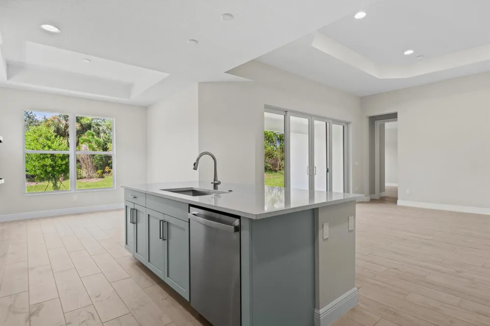 4090 Tower Pointe Way Vero Beach, FL 32967