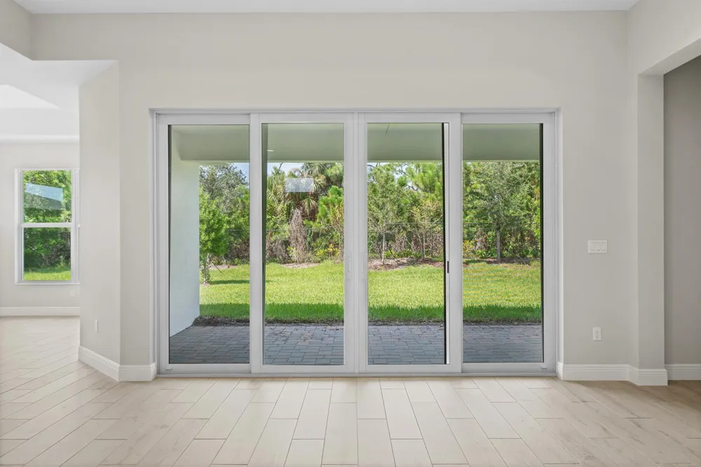 4090 Tower Pointe Way Vero Beach, FL 32967