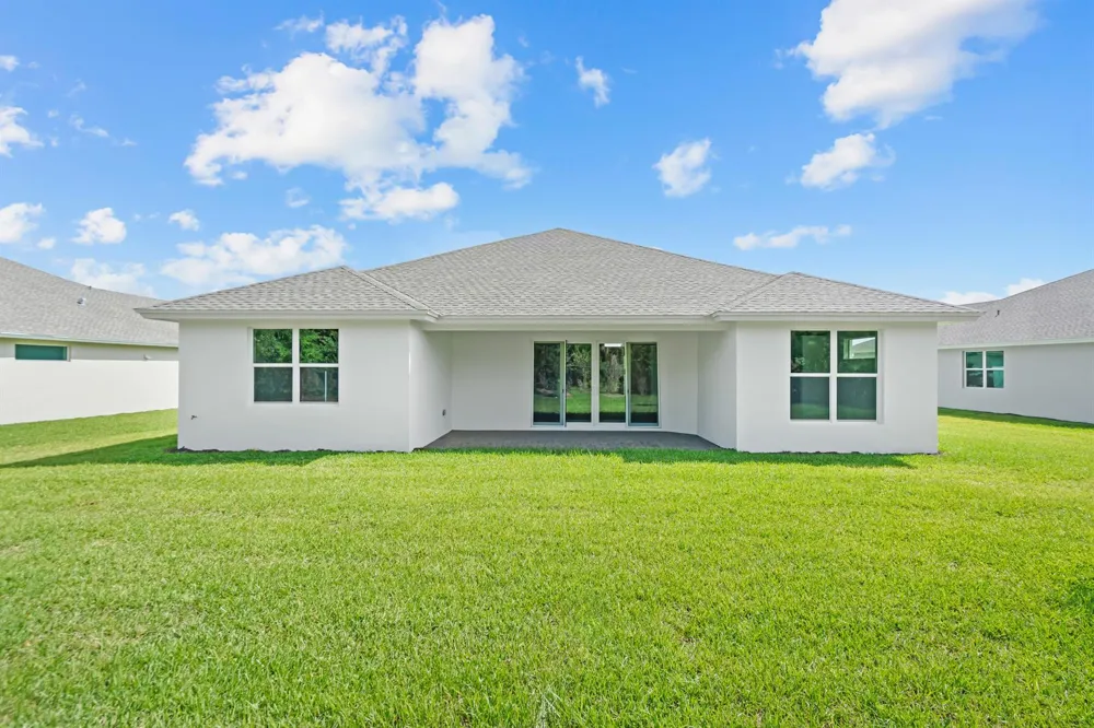 4090 Tower Pointe Way Vero Beach, FL 32967