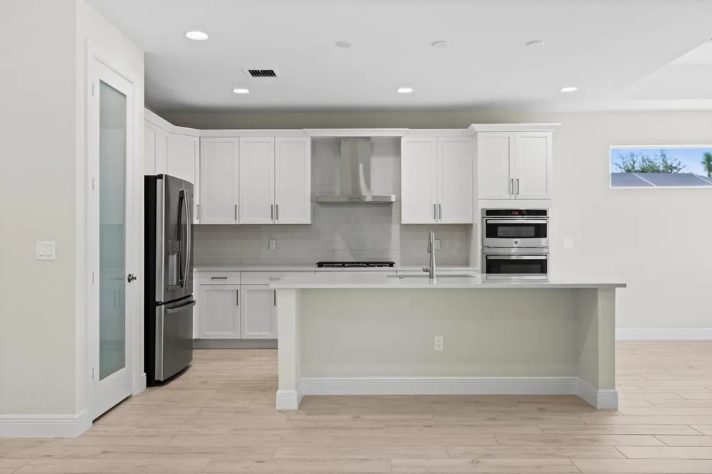 4090 Tower Pointe Way Vero Beach, FL 32967