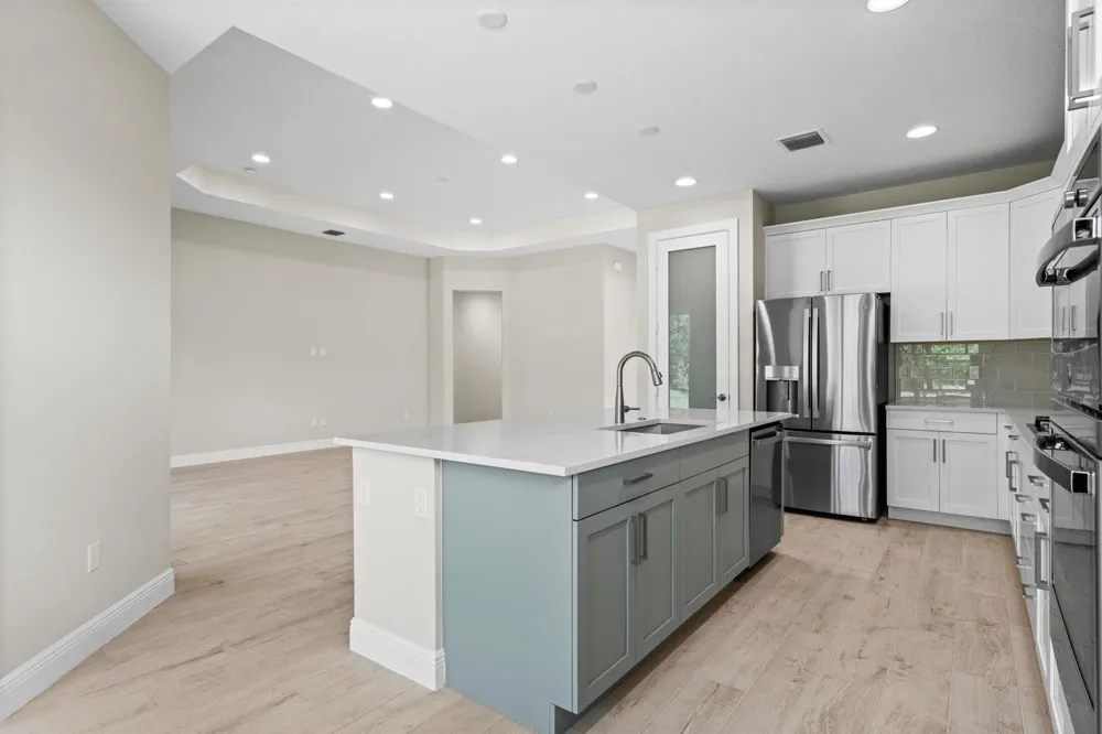 4090 Tower Pointe Way Vero Beach, FL 32967