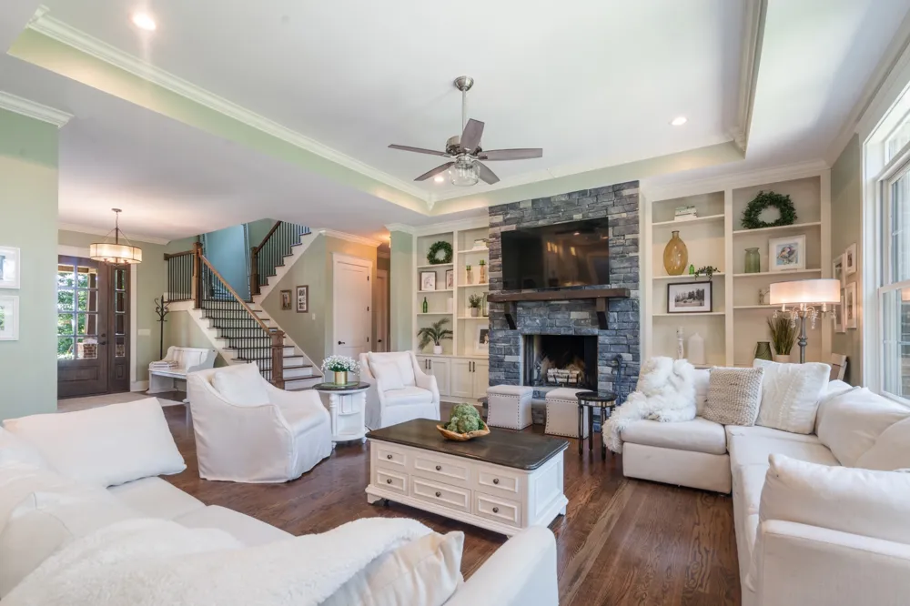 1370 Leatherwood Rd White Bluff, TN 37187