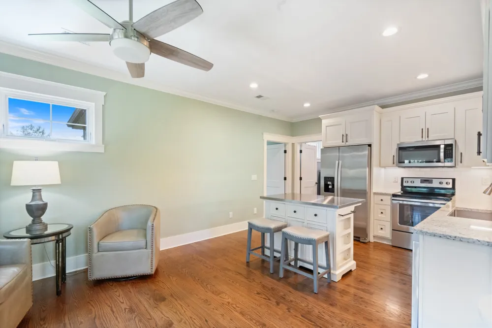 1370 Leatherwood Rd White Bluff, TN 37187