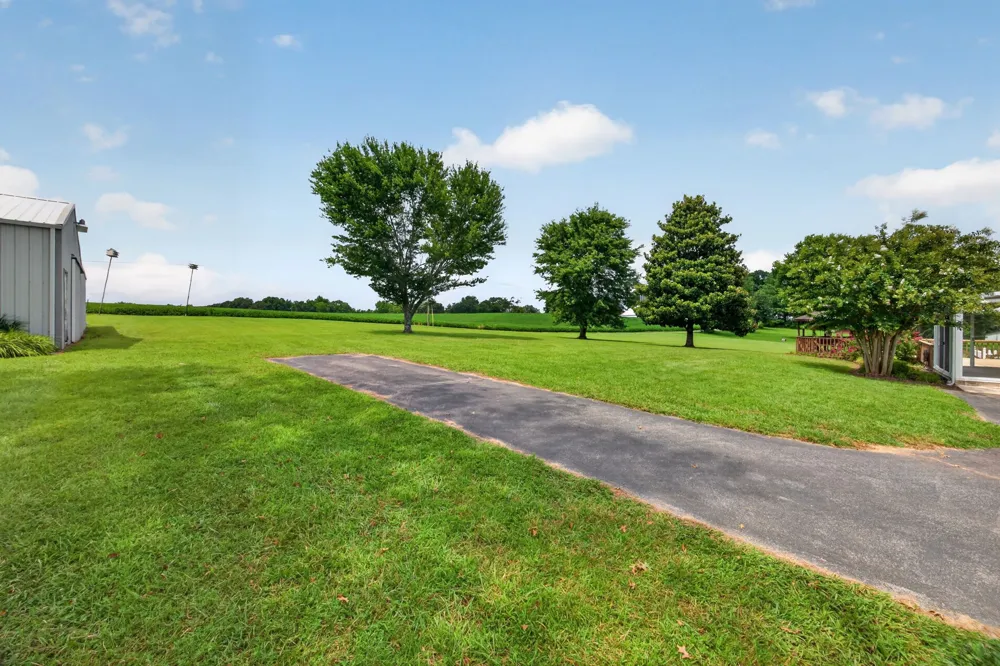 4007 Old Rock Island Rd Rock Island, TN 38581