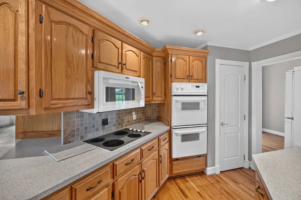 4007 Old Rock Island Rd Rock Island, TN 38581