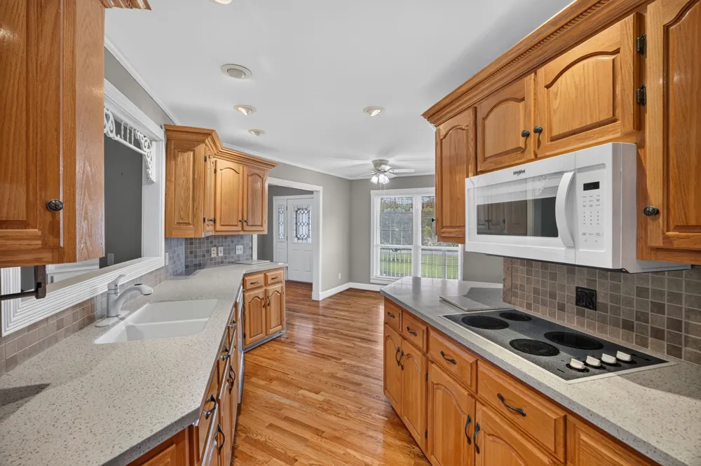 4007 Old Rock Island Rd Rock Island, TN 38581