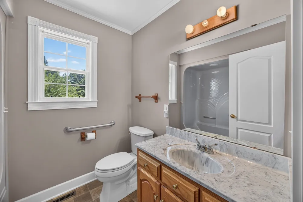4007 Old Rock Island Rd Rock Island, TN 38581