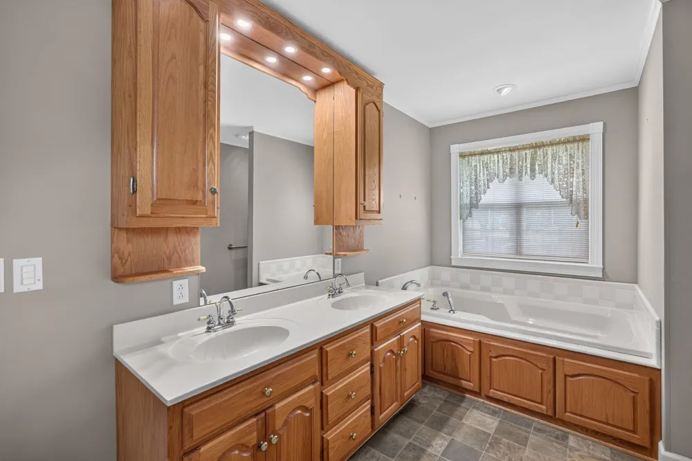 4007 Old Rock Island Rd Rock Island, TN 38581