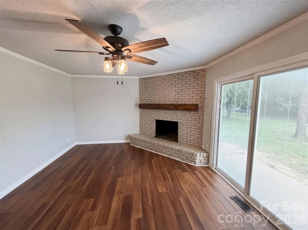 507 Texas Trail Dallas, NC 28034