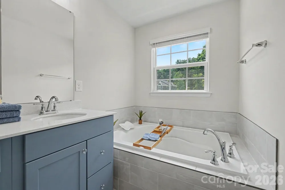 521 Moondance Drive Gastonia, NC 28054
