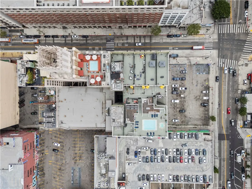 939 S Broadway Los Angeles, CA 90015