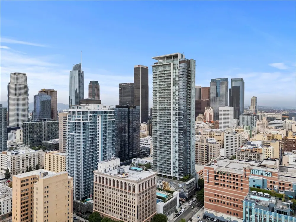 939 S Broadway Los Angeles, CA 90015