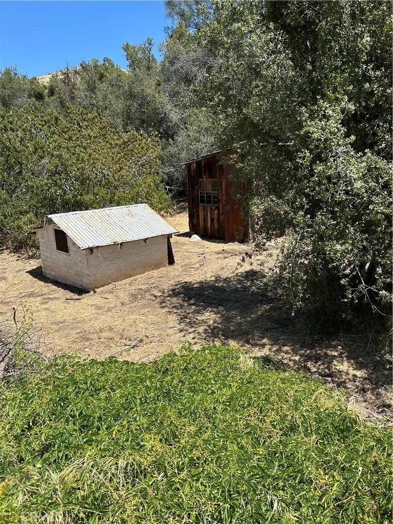 248 Bodfish Canyon Bodfish, CA 93205
