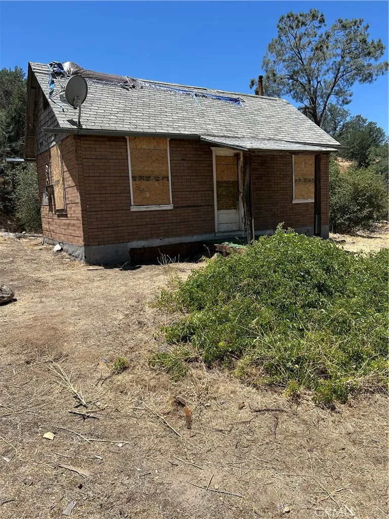 248 Bodfish Canyon Bodfish, CA 93205