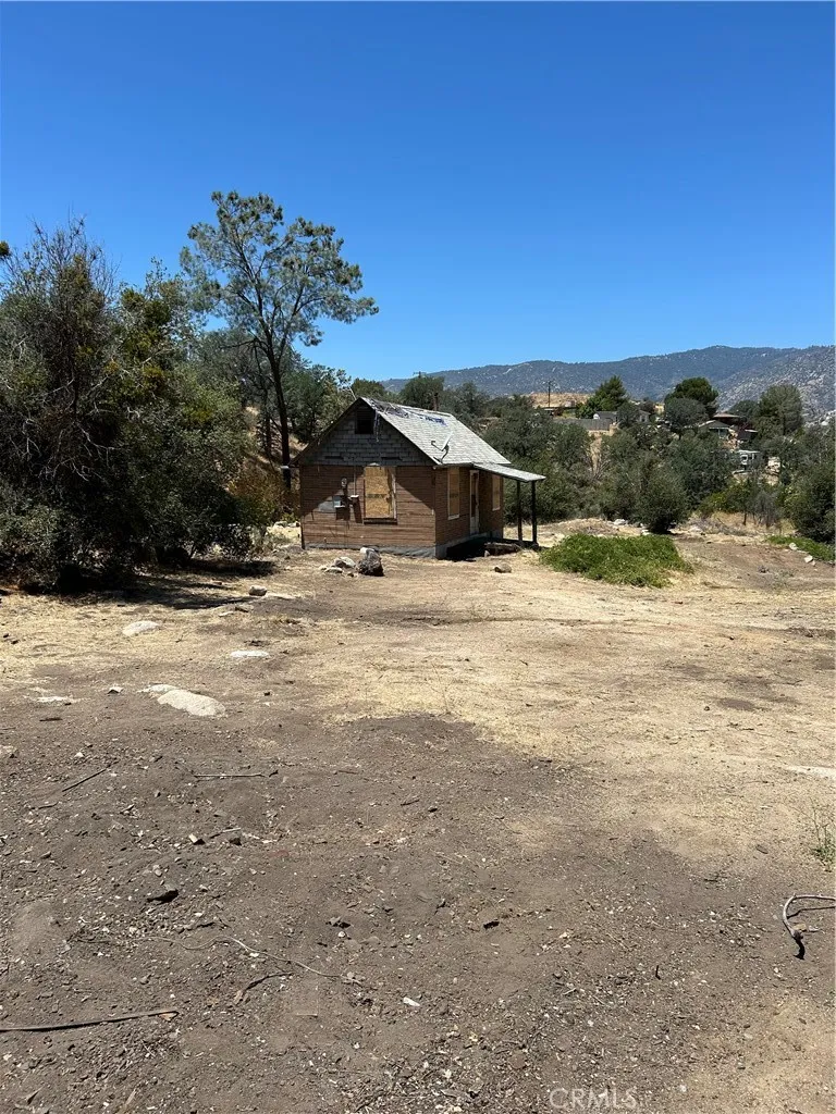 248 Bodfish Canyon Bodfish, CA 93205