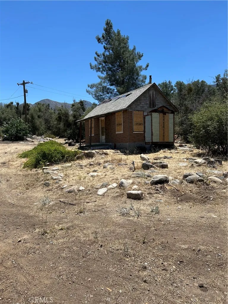 248 Bodfish Canyon Bodfish, CA 93205