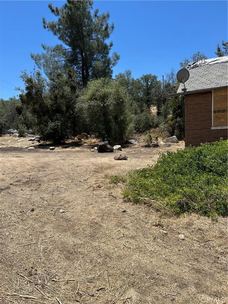 248 Bodfish Canyon Bodfish, CA 93205