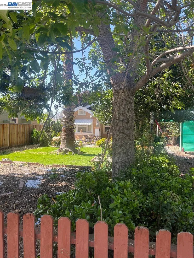 656 Juana Ave San Leandro, CA 94577