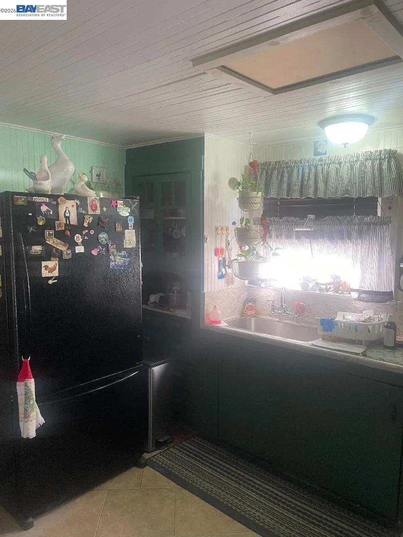 656 Juana Ave San Leandro, CA 94577
