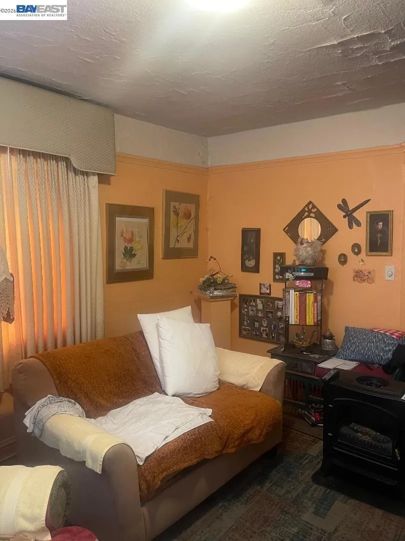 656 Juana Ave San Leandro, CA 94577
